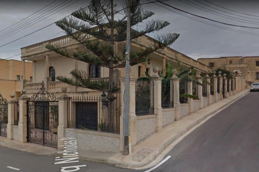 Velver Mansion, Malta - Luxury Villa With Pool Naxxar Buitenkant foto